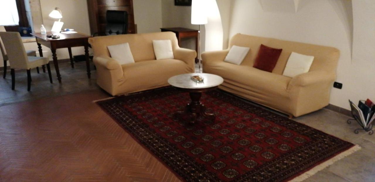 Il Palazzotto Ξενοδοχείο Ισέρνια Εξωτερικό φωτογραφία