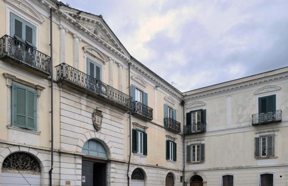 Il Palazzotto Ξενοδοχείο Ισέρνια Εξωτερικό φωτογραφία