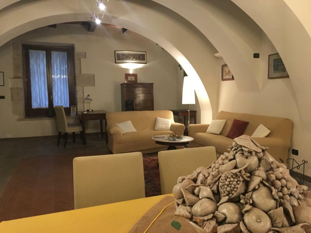 Il Palazzotto Ξενοδοχείο Ισέρνια Εξωτερικό φωτογραφία